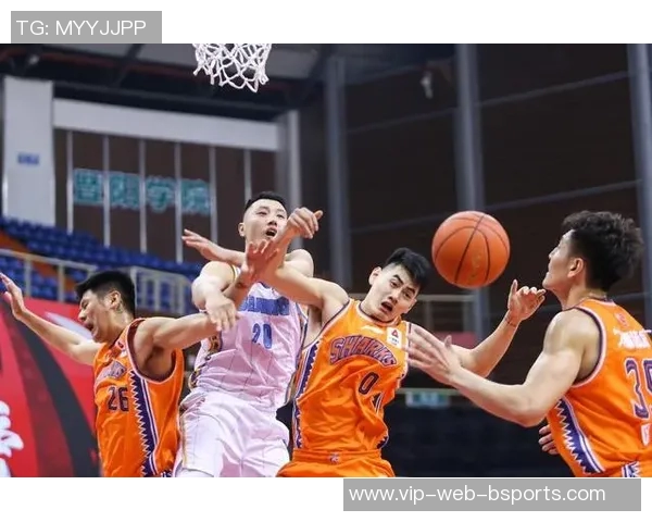 首钢与天津激战正酣赛场精彩瞬间引发球迷热议